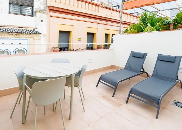 New And Design - Shared Rooftop Solarium - Alameda Apartment *