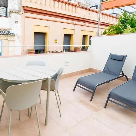 New And Design - Shared Rooftop Solarium - Alameda Apartment *