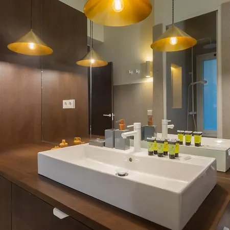 Apartment New And Design - Shared Rooftop Solarium - Alameda *